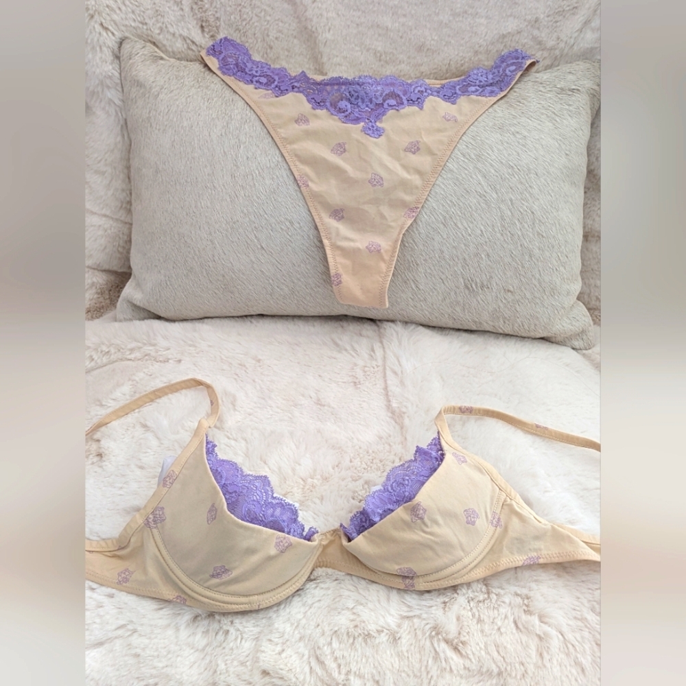 Versace Cream And Lavender Top And Bottom Intimates Set. Size M